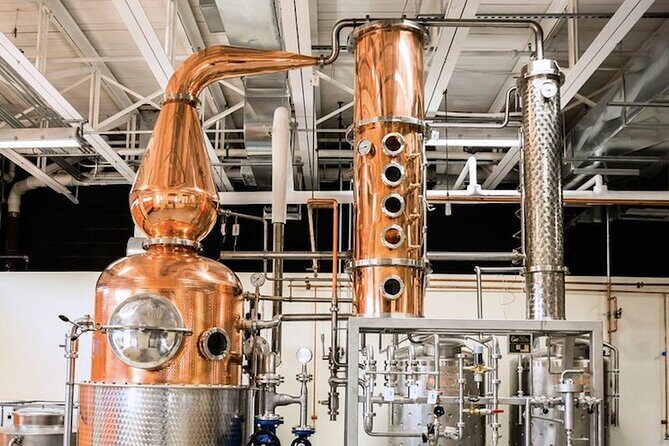 3 Hour Whiskey and History Tour - Stop 2: Dairy Block and Seven Grand tastings in a whiskey-forward setting