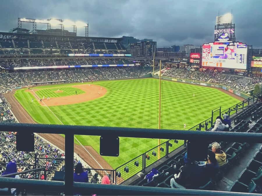 Denver: Colorado Rockies Baseball Game Ticket at Coors Field - Mobile entry at Coors Field: use your ticket correctly