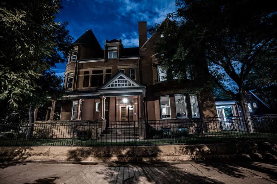 Denver: Denver Terrors Guided Ghost Tour - Molly Brown House: famous life, reported hauntings