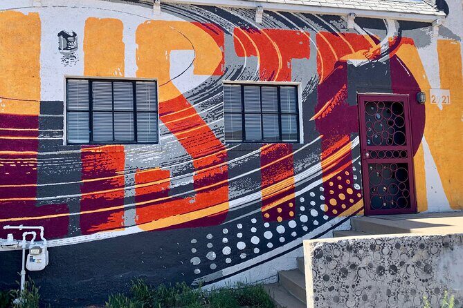 Denver Graffiti Happy Hour Tour - Stop 2: Gold Point Break for Taps and Optional Drinks