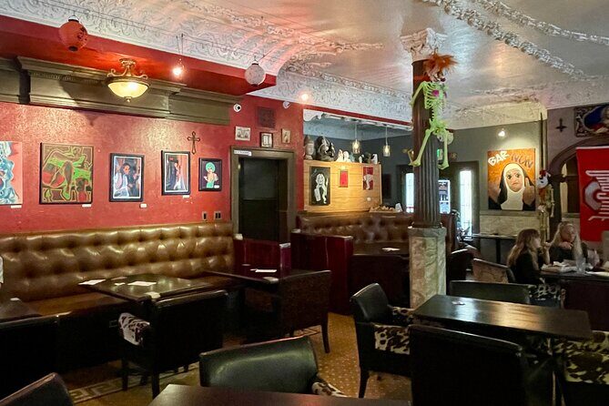 Drinks Included-Twilight Ghost Tour with a Boozy Twist - 1200 Pennsylvania and Pennborough Association: poltergeist plaques and shadow people talk