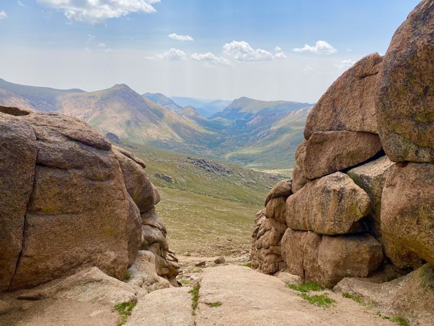 From Denver: Pikes Peak and Garden of the Gods Guided Tour - The guide factor: what makes the day feel worth it
