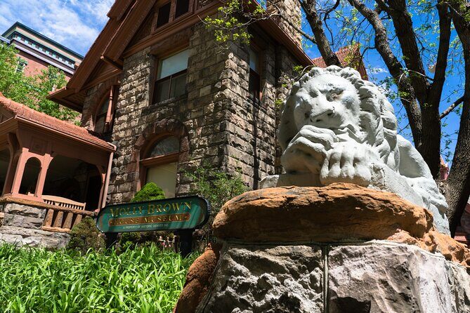 Ghosts of Denver Family Friendly Walking Tour - Denver at 8:00 pm: the ghost-story sweet spot