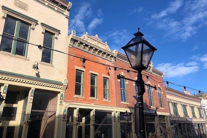 Private customized tour of Denver, Red Rocks, Idaho Springs and mining towns. - Colorado State Capitol and Capitol Hill: mile-high photos and mansions