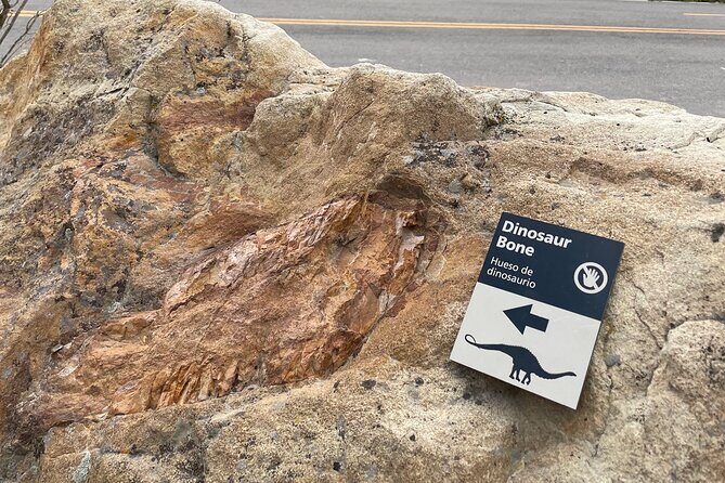 Private Jeep Tour to Red Rocks, Dinosaur Ridge, Lookout Mountain - Price and Value: Is $125 Per Person Fair for a Private Tour?