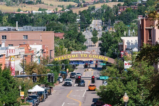 Private Jeep Tour to Red Rocks, Dinosaur Ridge, Lookout Mountain - Lookout Mountain and the Buffalo Bill Museum: Views Plus Frontier Meaning
