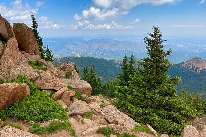 Private Tour of Pikes Peak & Garden of the Gods from Denver - Transportation that actually matters on a long day