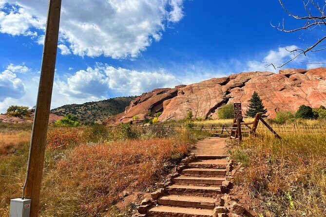Red Rocks Morning Hike - What to Wear and Bring (So Altitude Doesn’t Win)