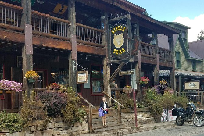 Shared Half-Day Mountain Tour in Red Rocks Evergreen and Echo Lake - Red Rocks Amphitheatre: geology walks and the music-venue story