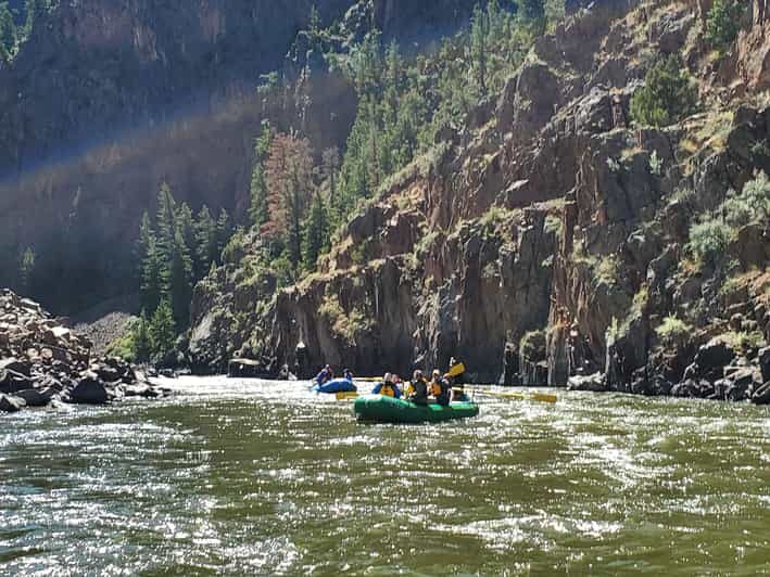 Vail CO: Family-Friendly Colorado River White Water Raft - The short van ride: your first dose of Colorado views